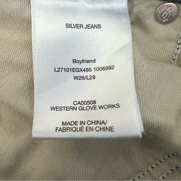 Silver Women’s Blue Jeans Sz 26 (1/2) Boyfriend Medium Wash Distressed Pockets - Picture 6 of 13